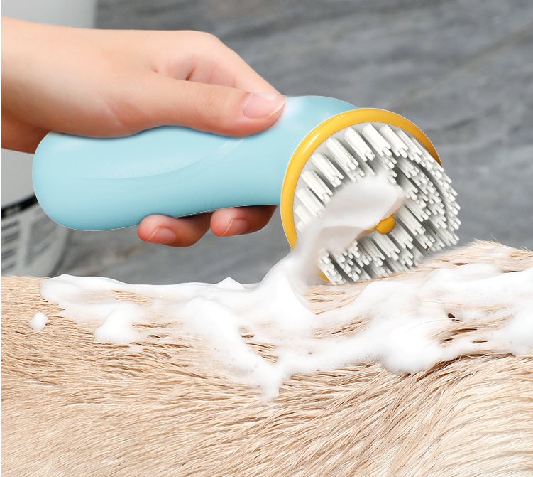 Handheld Pet Bath Brush: Easy Grooming Tool